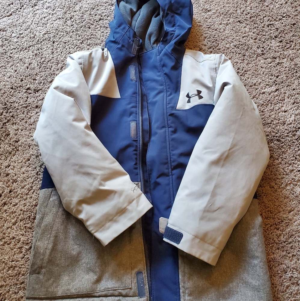 Under Armour boys Jacket S/M